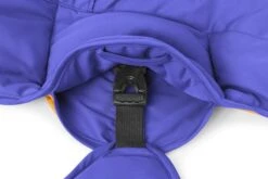Ruffwear - Quinzee Insulated Jacket - Huckleberry Blue 8 Ruffwear - Quinzee Insulated Jacket - Huckleberry Blue -Pet dog 05602 quinzee huckleberryblue buckle web 640x d93202d7 67c9 4762 83bf 150072cd4e43
