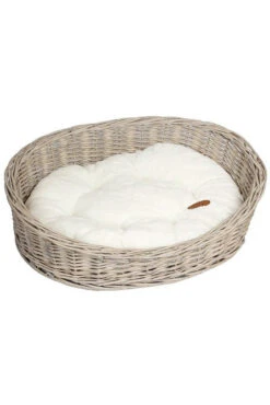 Banbury & Co Oval Willow Pet Basket