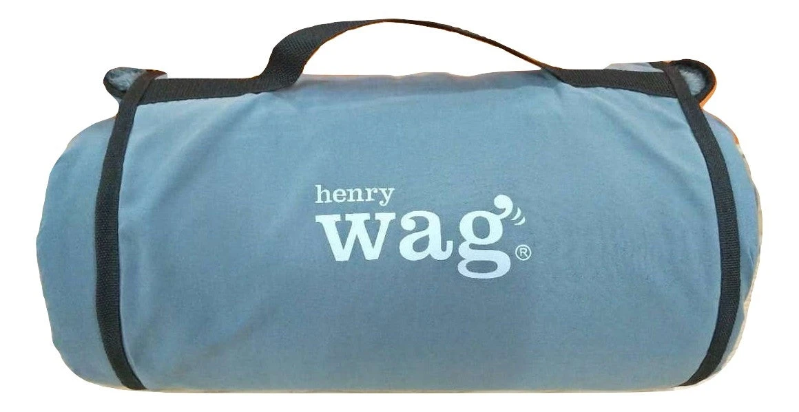 Henry Wag Multimat Travel Throw Dog Rug 4 Henry Wag Multimat Travel Throw Dog Rug - Image 2