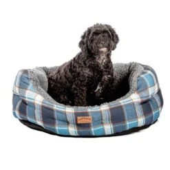 FatFace Fleece Check Deluxe Slumber -Pet dog FatFace Fleece Check Deluxe Slumber Bed with Dog 600x b9e734ac 1c20 4186 b07a 4b6dda96f3f1