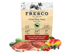 Dry Raw Senior Menu Horse With Parsley Root, Mango And Currants