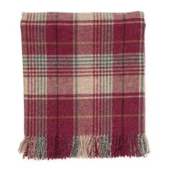 Mutts & Hounds Huntingtower Grape Check Wool Blanket