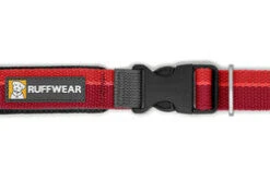 Ruffwear - Roamer™ Dog Lead - Red Currant -Pet dog thul fb6e1e19 7745 49b5 8c2a05c11b432960