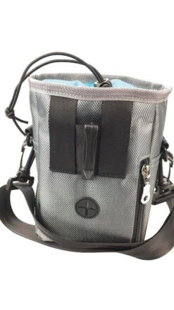 Henry Wag - Dog Treat Travel Bag 6 Henry Wag - Dog Treat Travel Bag -Pet dog travel bag white bg