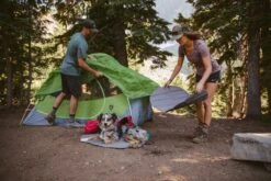 Ruffwear - Highlands Dog Pad™ Travel Mat -Pet dog web 1050 highlands pad granite gray three fingered jack camping 02
